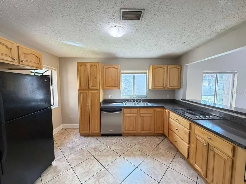 118 Dahlia Village Circle Orlando FL 32807