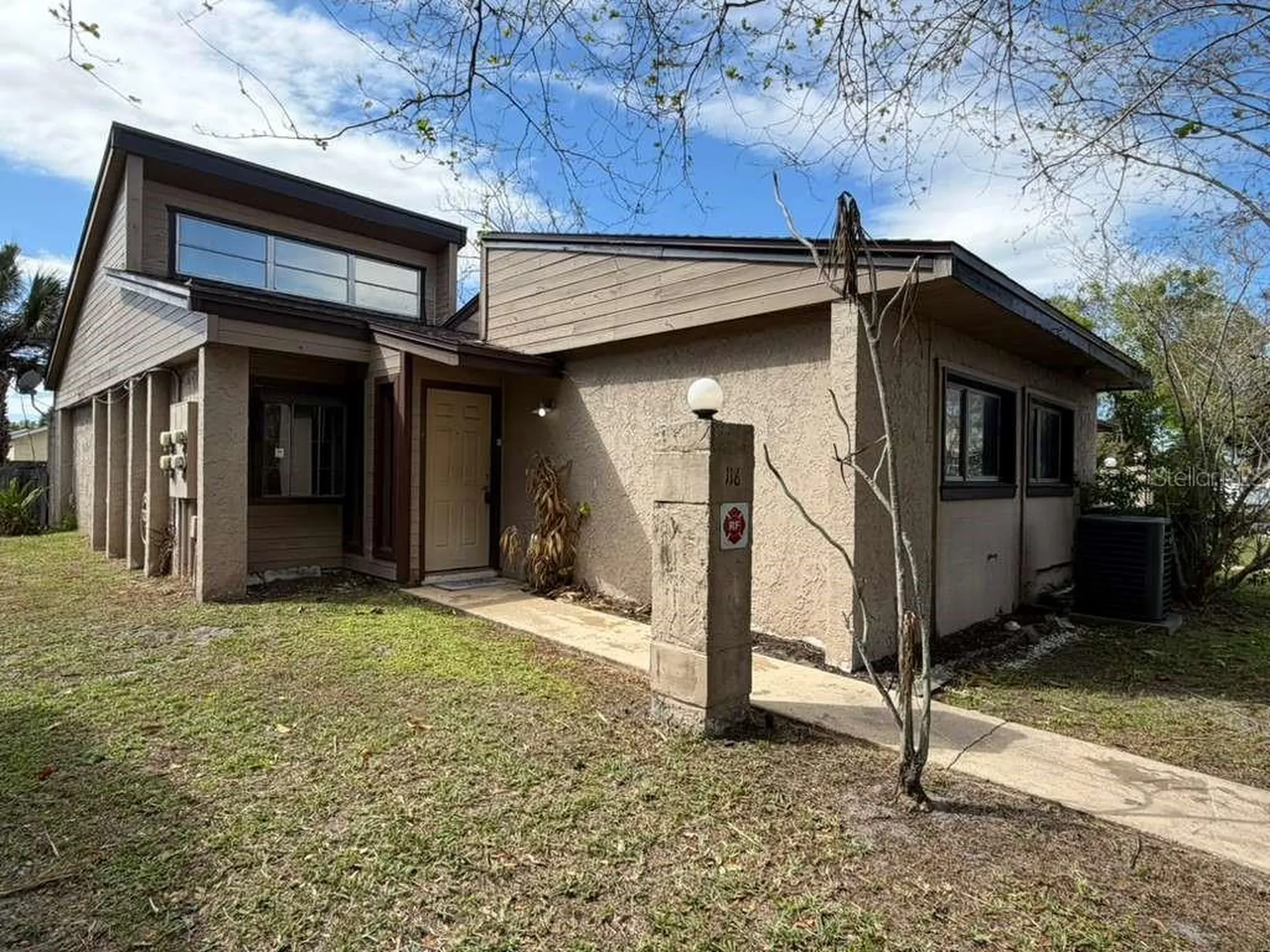 118 Dahlia Village Circle Orlando FL 32807
