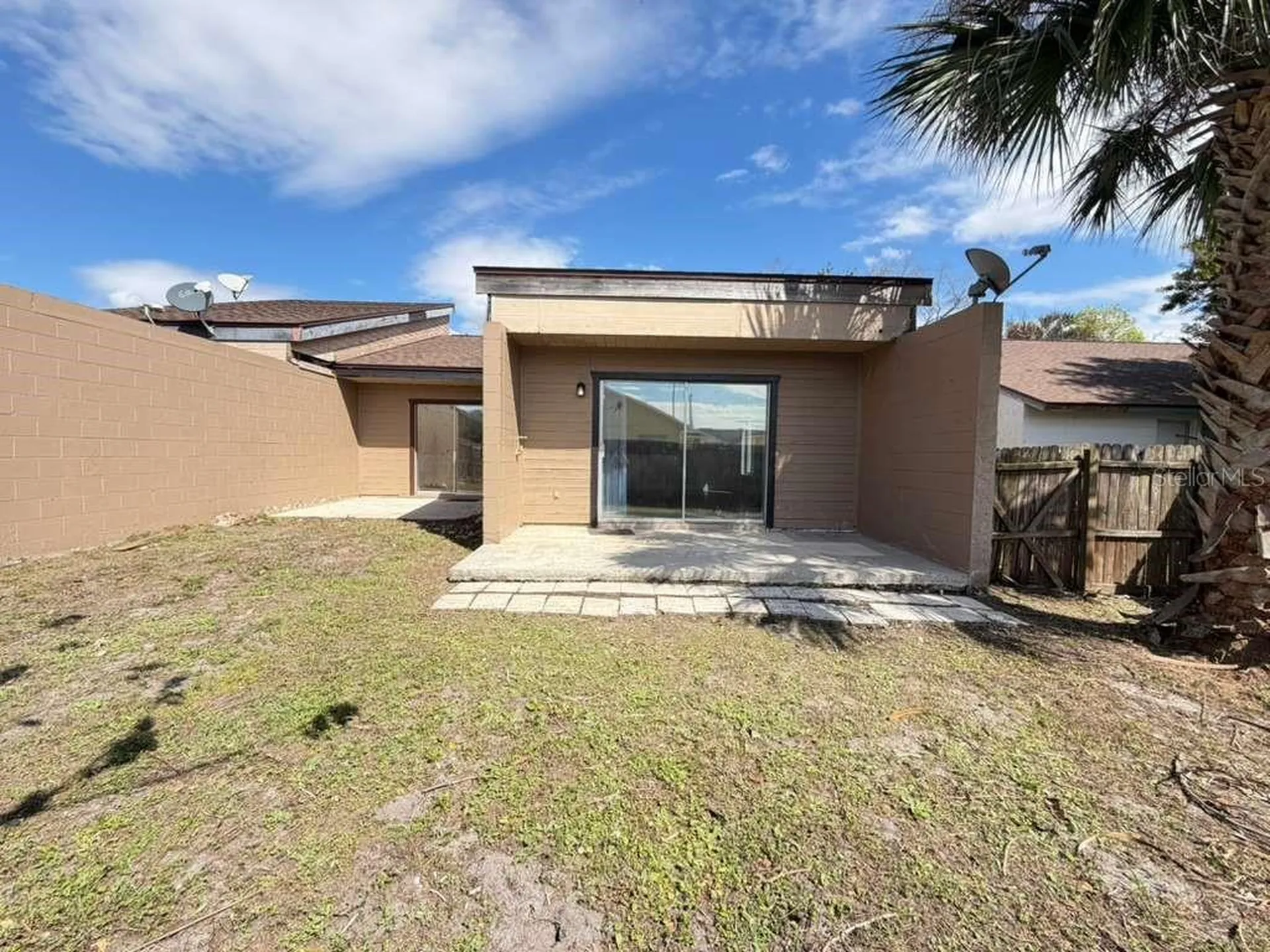 118 Dahlia Village Circle Orlando FL 32807
