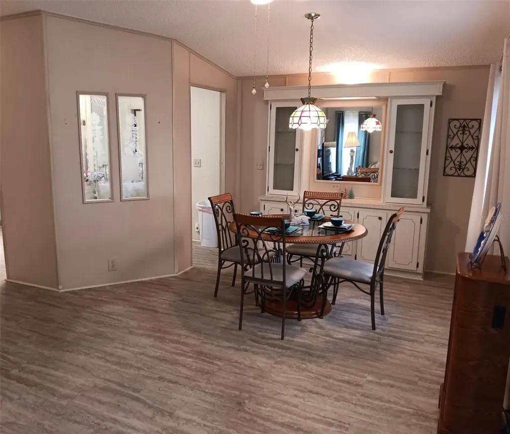 37536 Amigo Drive Zephyrhills FL 33541