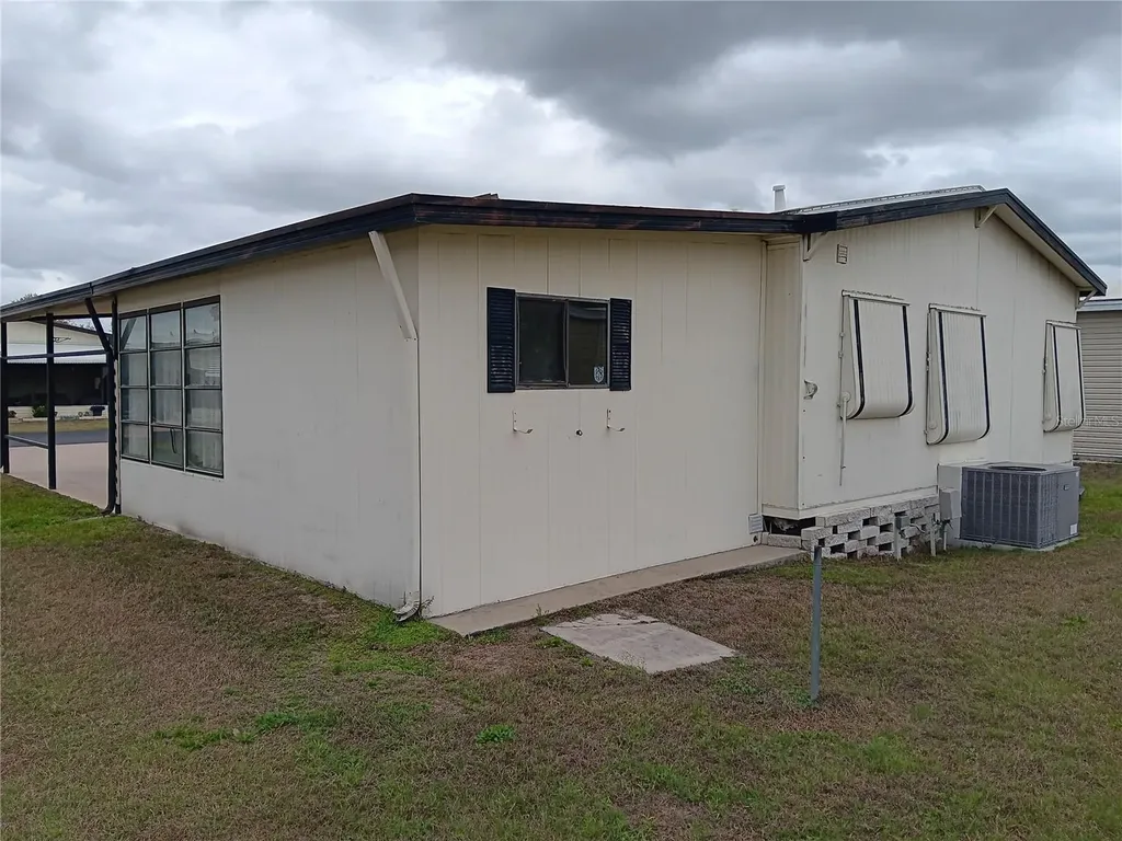 37536 Amigo Drive Zephyrhills FL 33541