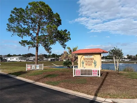 37536 Amigo Drive Zephyrhills FL 33541