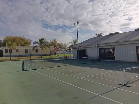 37536 Amigo Drive Zephyrhills FL 33541