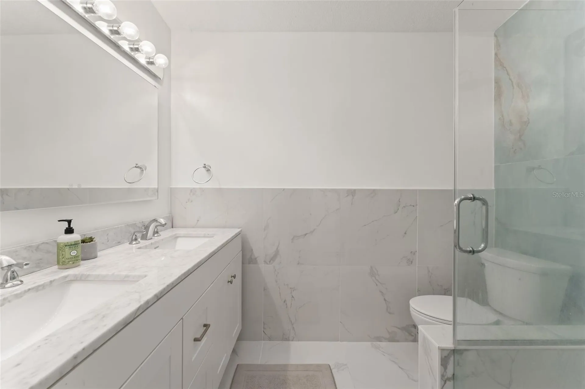 2217 Pembrook Drive Orlando FL 32810