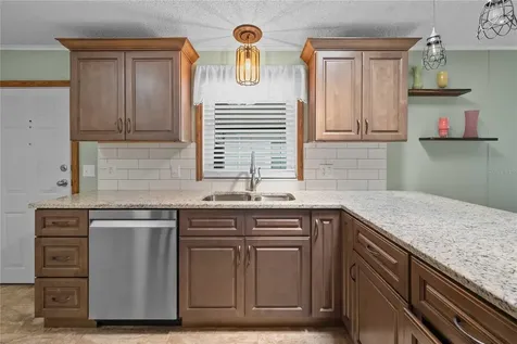 7039 Siesta Street Zephyrhills FL 33541