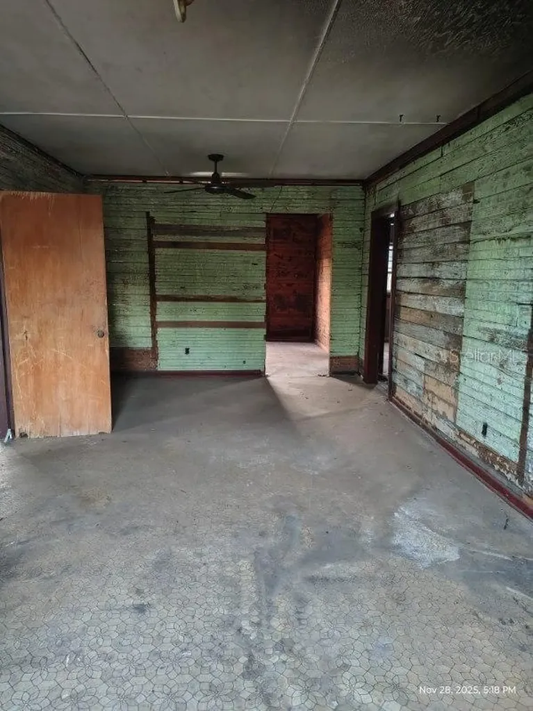 823 S Warner Avenue Perry FL 32348