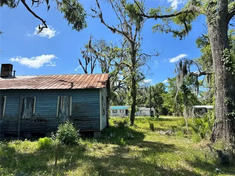 823 S Warner Avenue Perry FL 32348