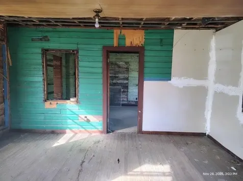 823 S Warner Avenue Perry FL 32348