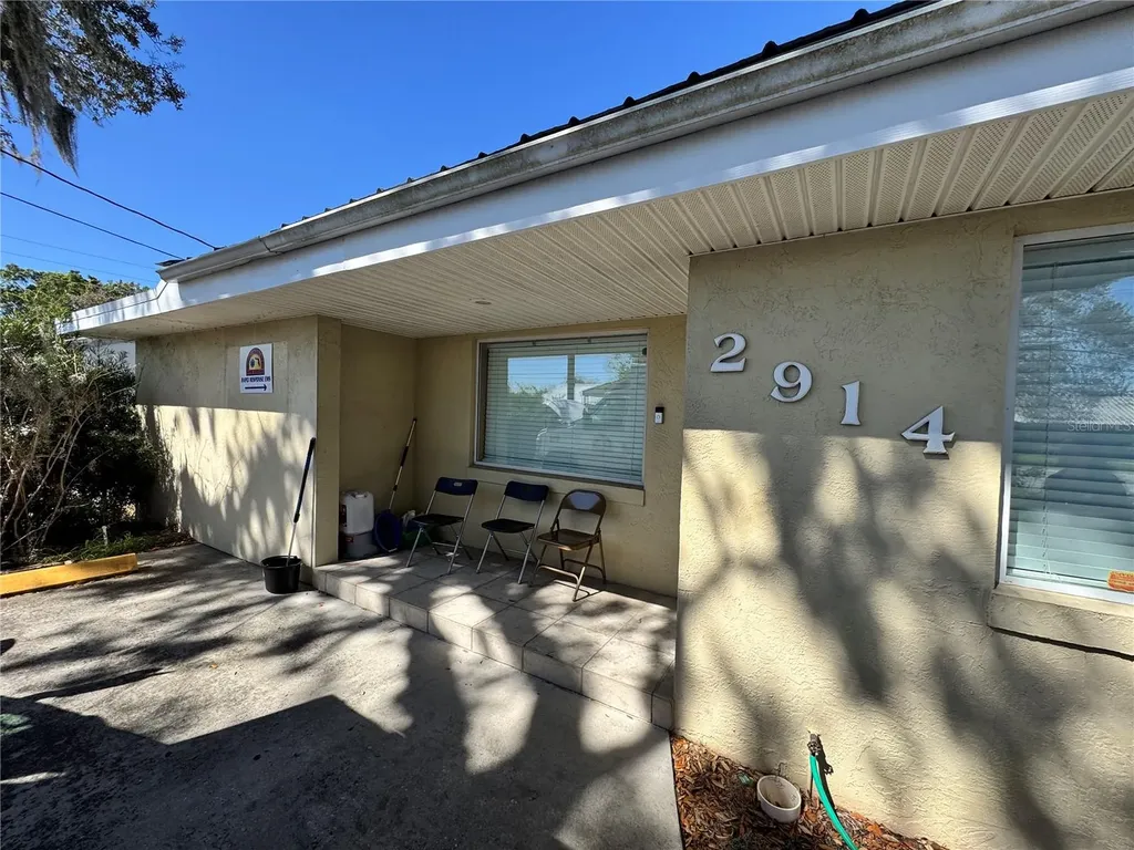 2914 Kenilworth Boulevard Sebring FL 33870