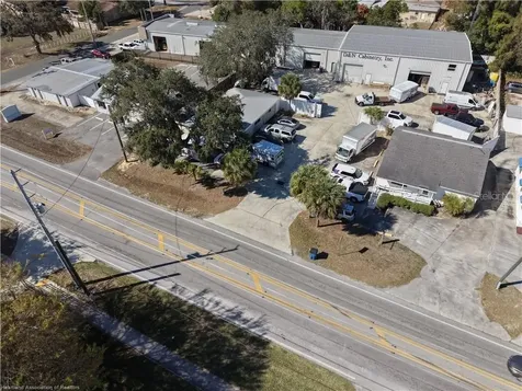 2914 Kenilworth Boulevard Sebring FL 33870