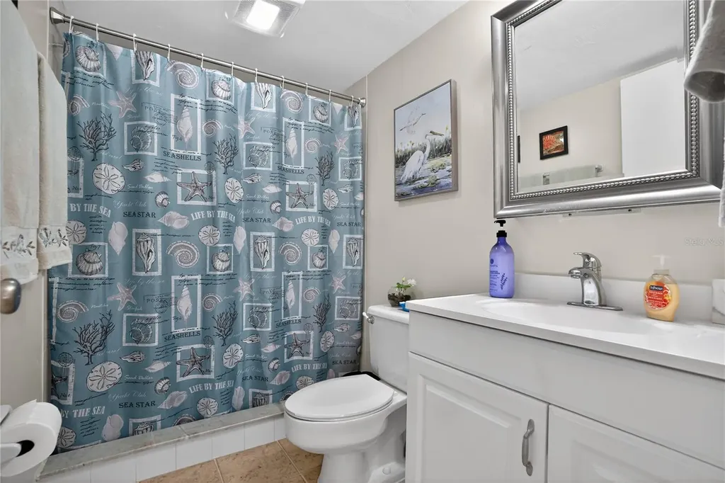 8565 Charter Club Circle Fort Myers FL 33919