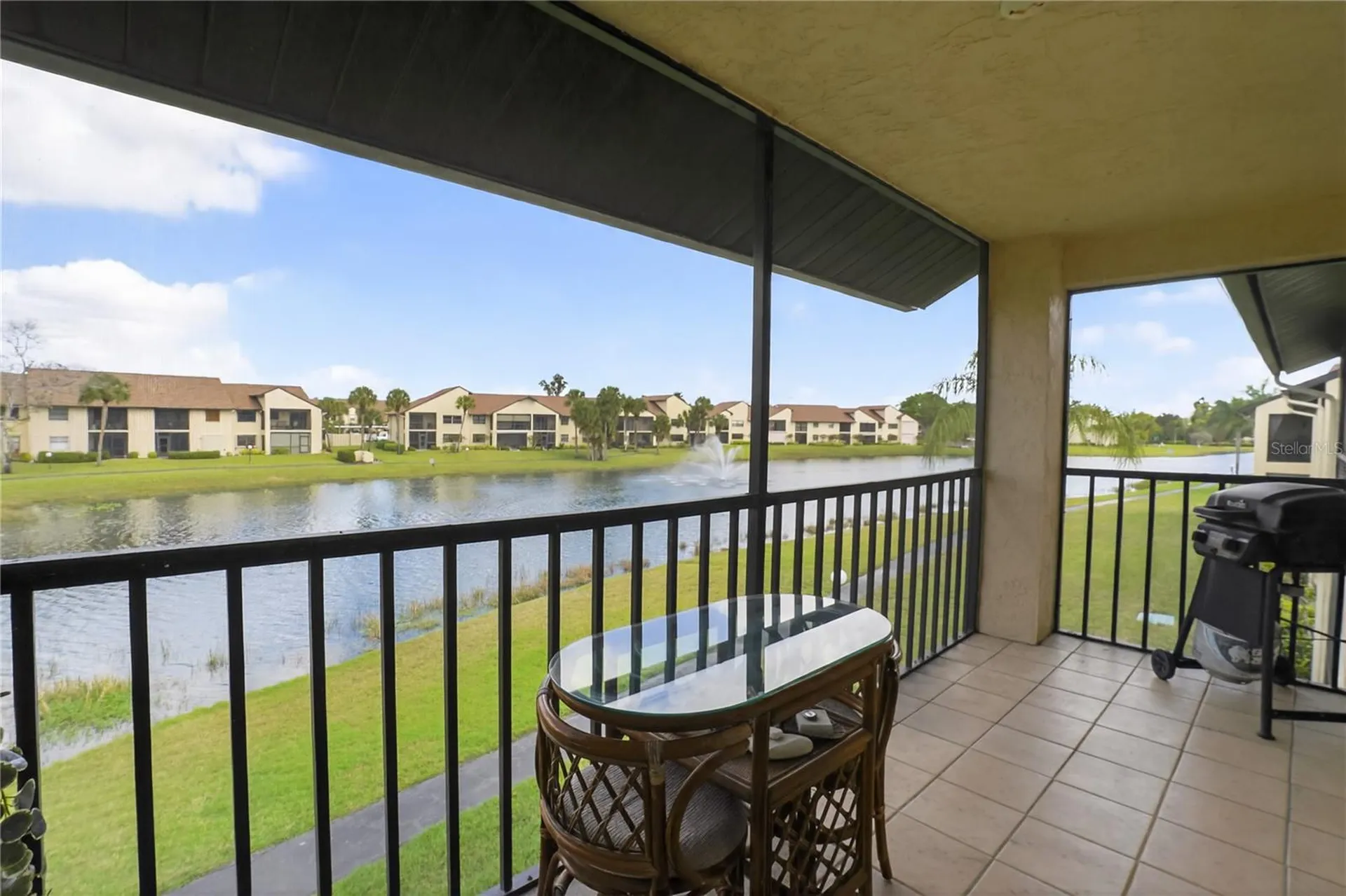 8565 Charter Club Circle Fort Myers FL 33919