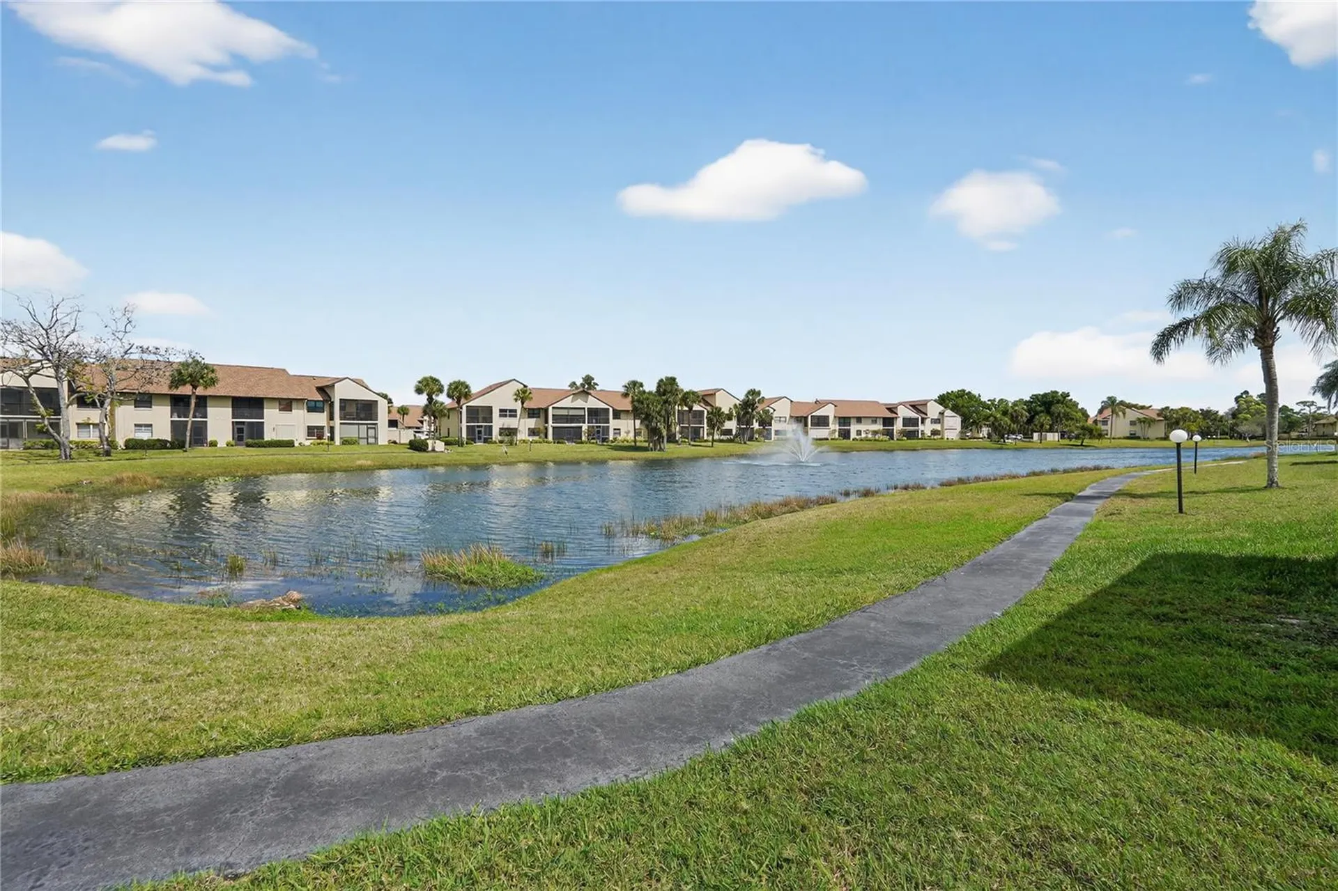 8565 Charter Club Circle Fort Myers FL 33919