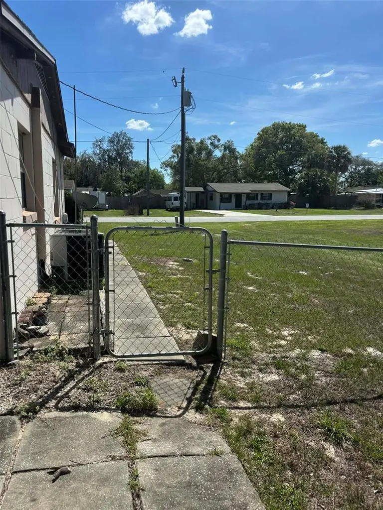 606 Jewell Street Fruitland Park FL 34731