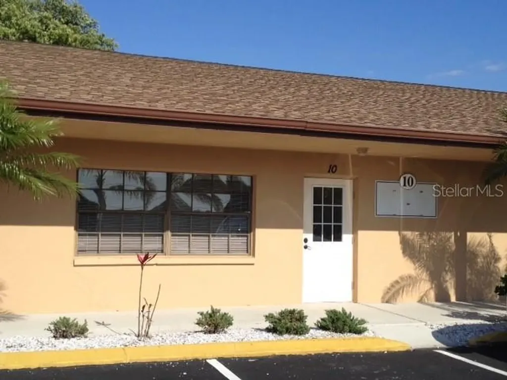 13910 Fivay Road Hudson FL 34667
