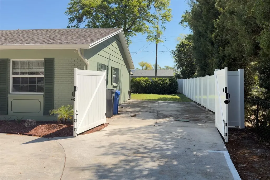 12721 Carte Drive Tampa FL 33618