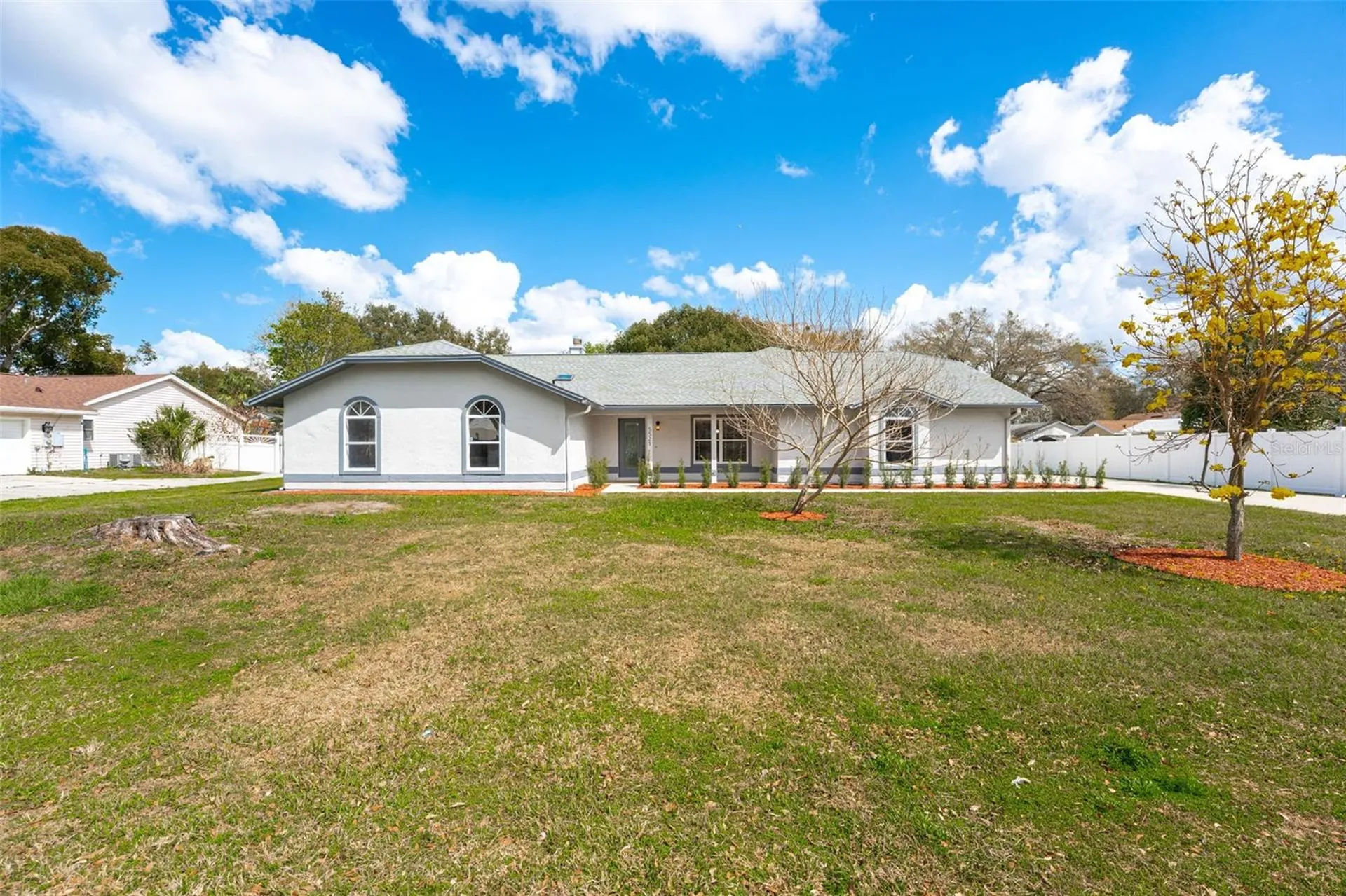 5521 Oak Street Mount Dora FL 32757