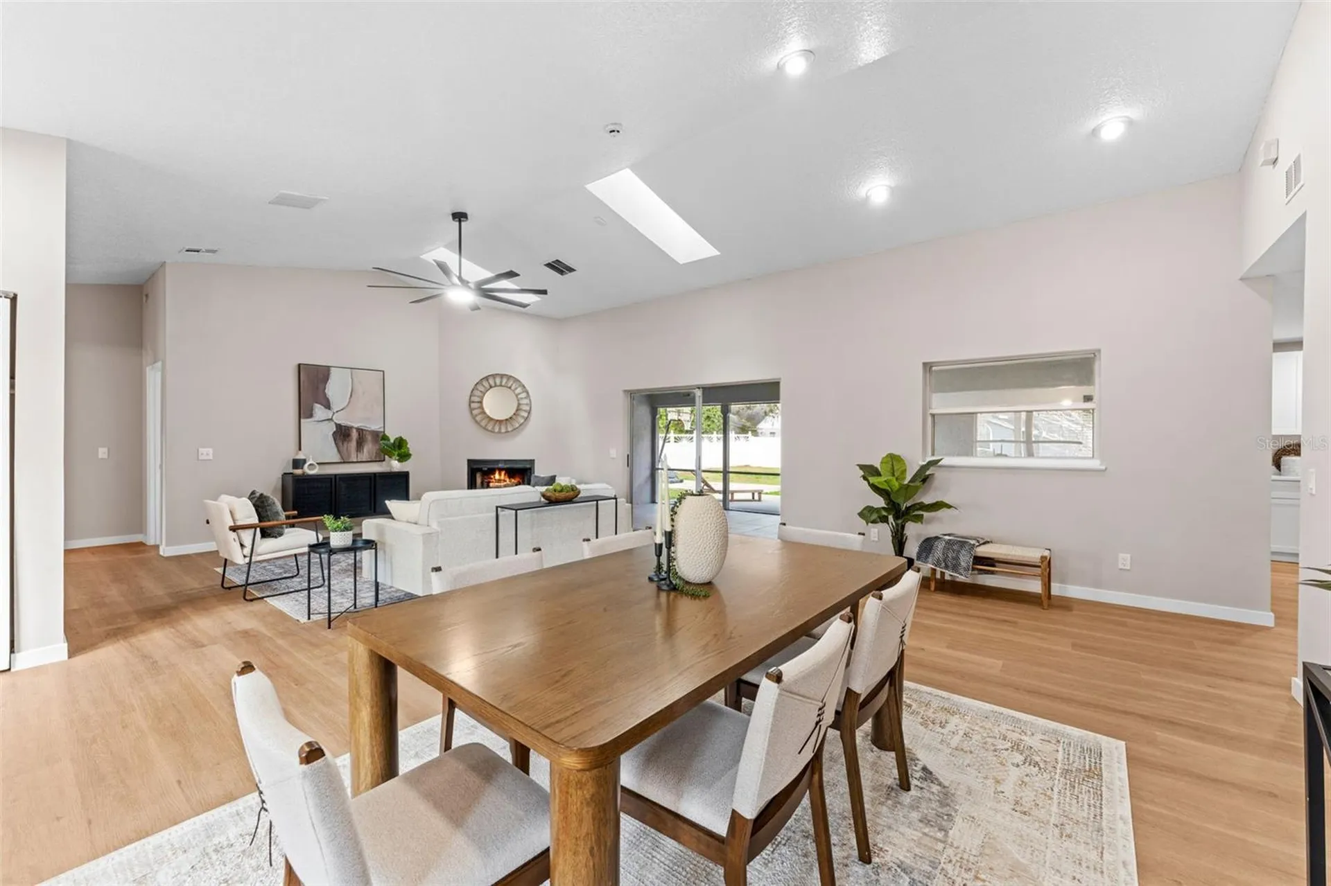 5521 Oak Street Mount Dora FL 32757