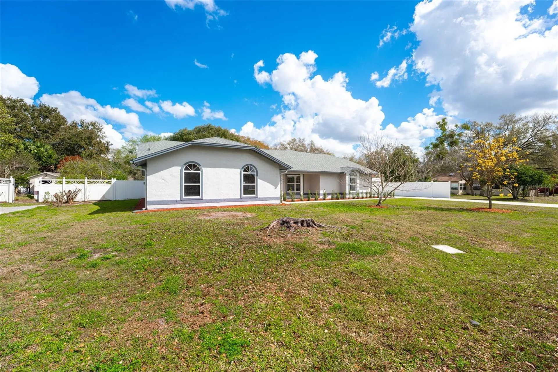 5521 Oak Street Mount Dora FL 32757