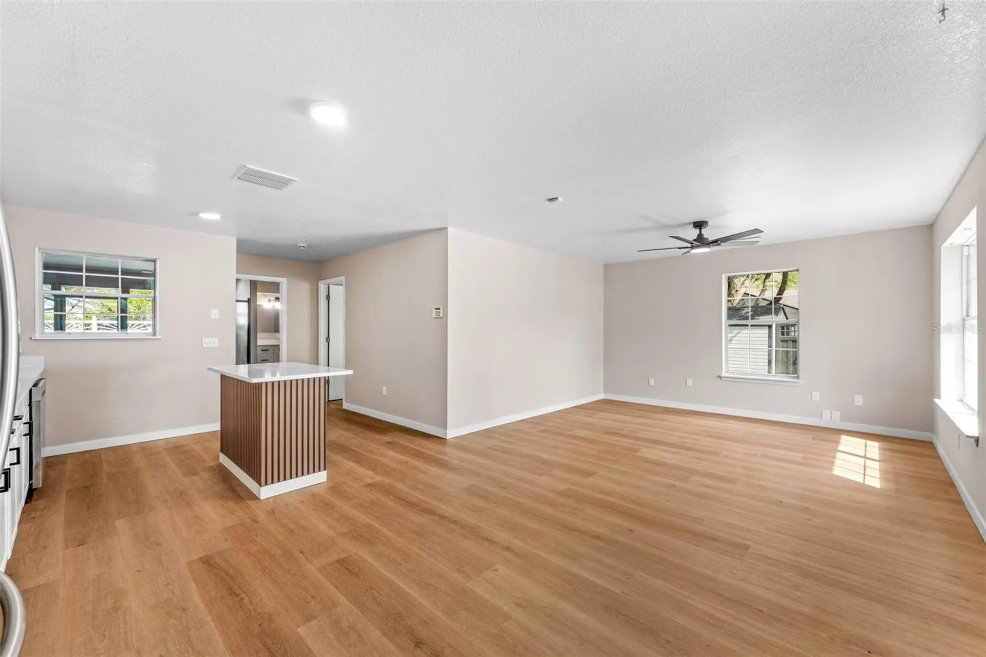 5521 Oak Street Mount Dora FL 32757