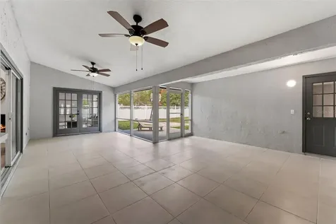 5521 Oak Street Mount Dora FL 32757