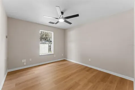 5521 Oak Street Mount Dora FL 32757