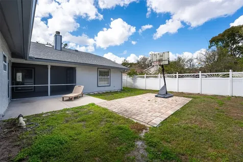 5521 Oak Street Mount Dora FL 32757
