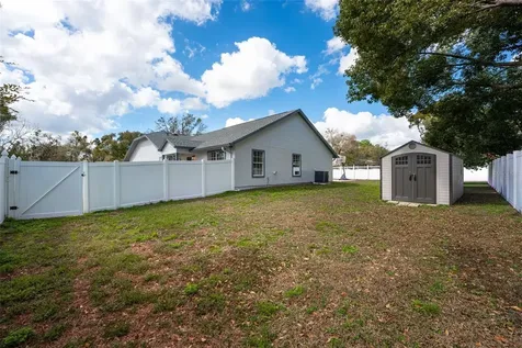 5521 Oak Street Mount Dora FL 32757