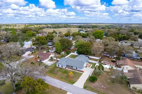 5521 Oak Street Mount Dora FL 32757