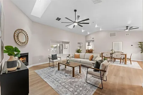 5521 Oak Street Mount Dora FL 32757