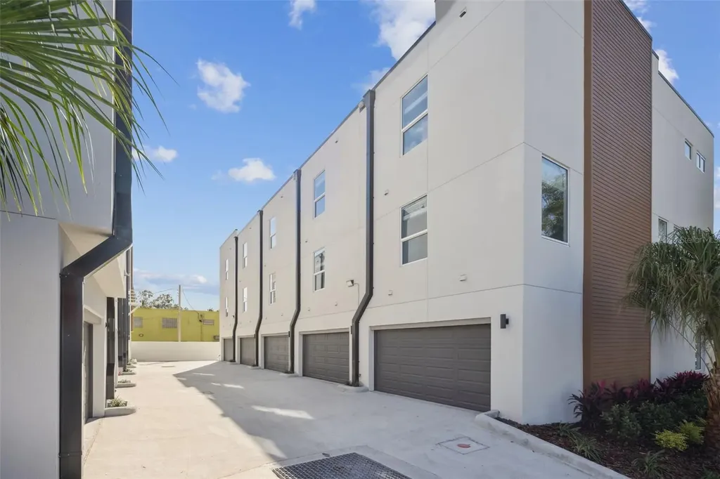 2316 E Concord Street Orlando FL 32803