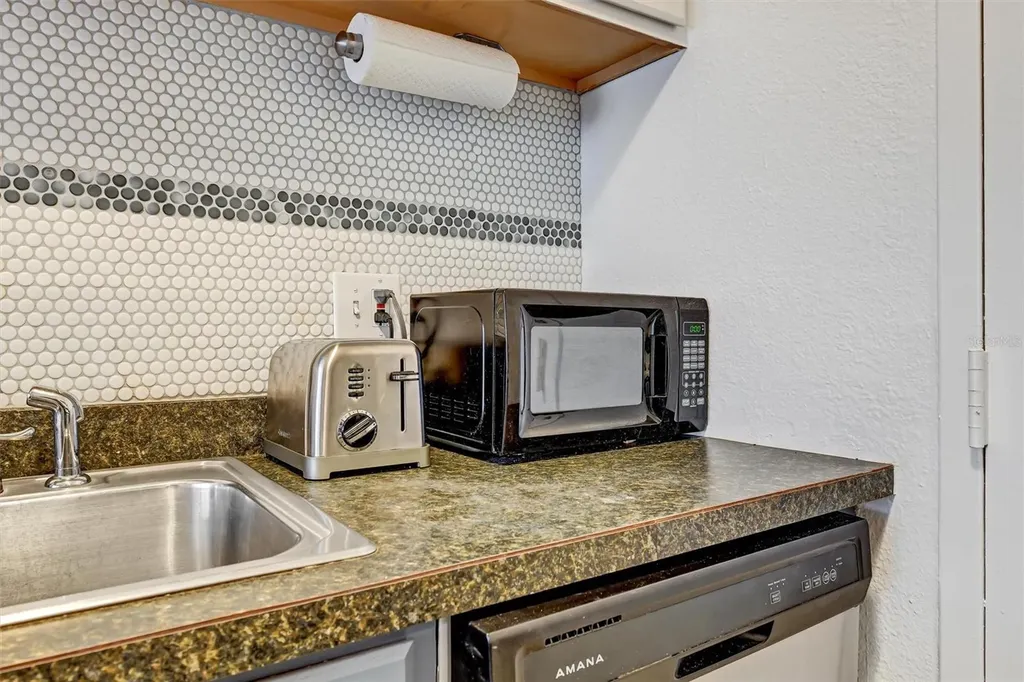 2700 Bayshore Boulevard Dunedin FL 34698