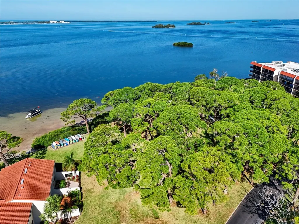 2700 Bayshore Boulevard Dunedin FL 34698