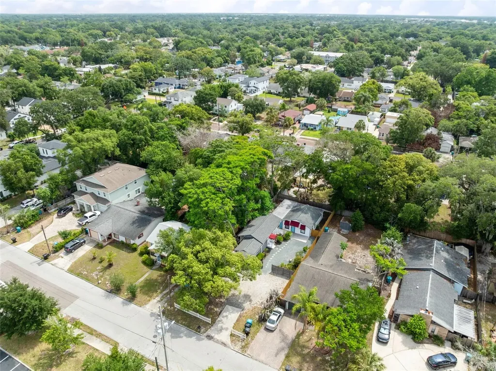 921 Pine Grove Avenue Orlando FL 32803