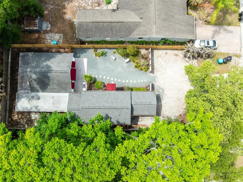 921 Pine Grove Avenue Orlando FL 32803