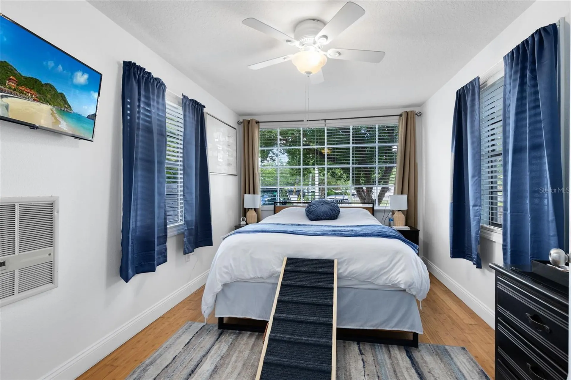 921 Pine Grove Avenue Orlando FL 32803