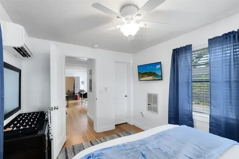 921 Pine Grove Avenue Orlando FL 32803