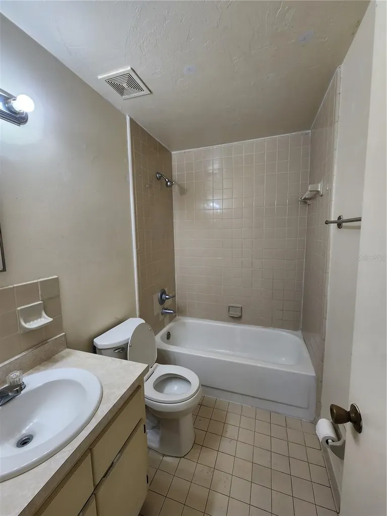 4021 SW 37 Street Gainesville FL 32608