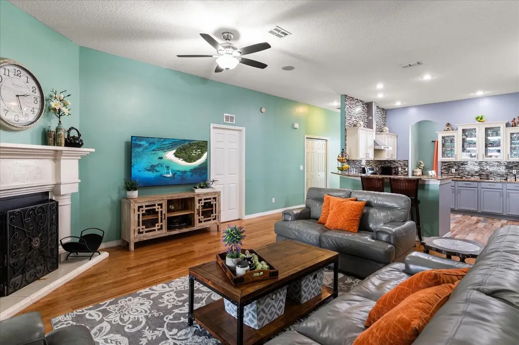 5001 44th Avenue N St Petersburg FL 33709