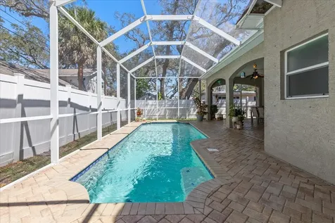 5001 44th Avenue N St Petersburg FL 33709