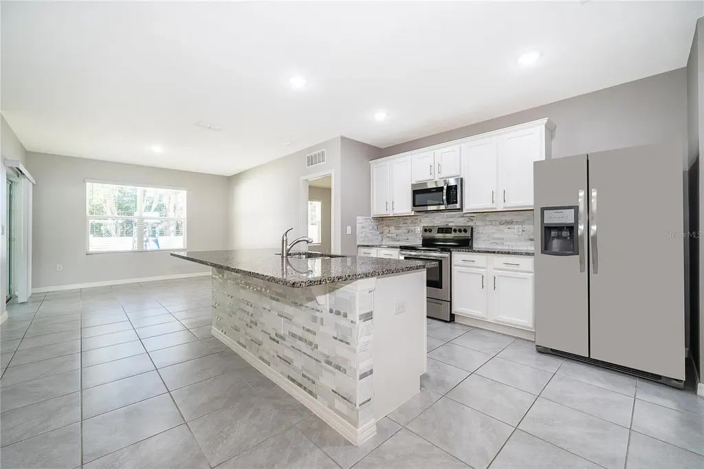 3102 Bethpage Loop Mount Dora FL 32757