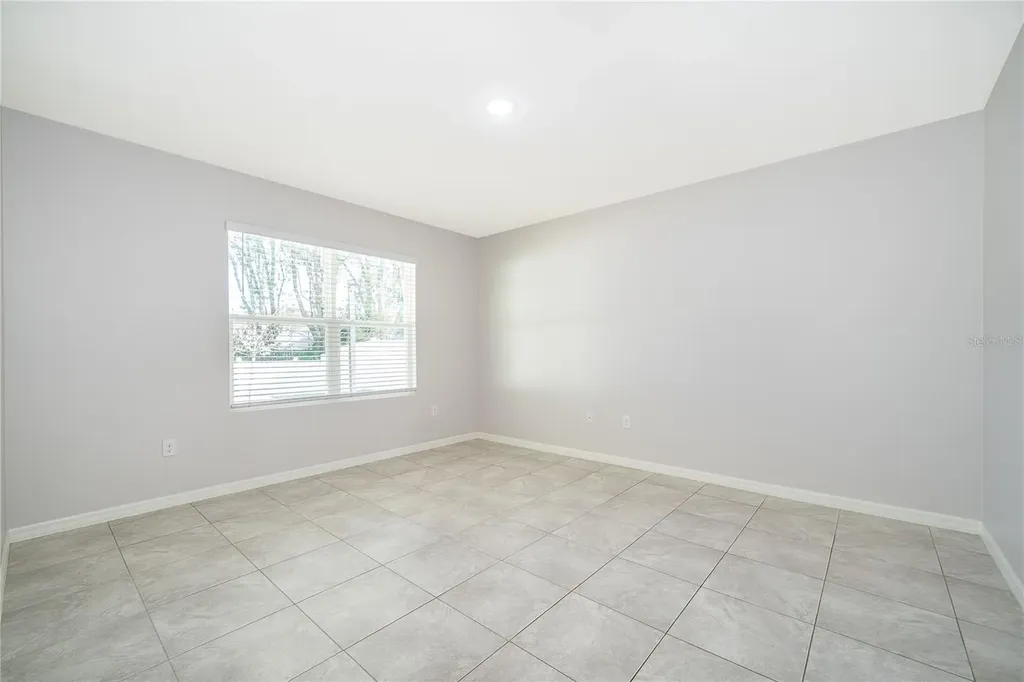3102 Bethpage Loop Mount Dora FL 32757