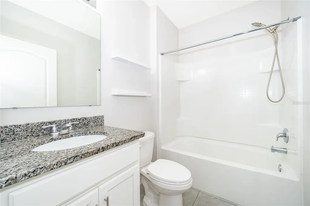 3102 Bethpage Loop Mount Dora FL 32757
