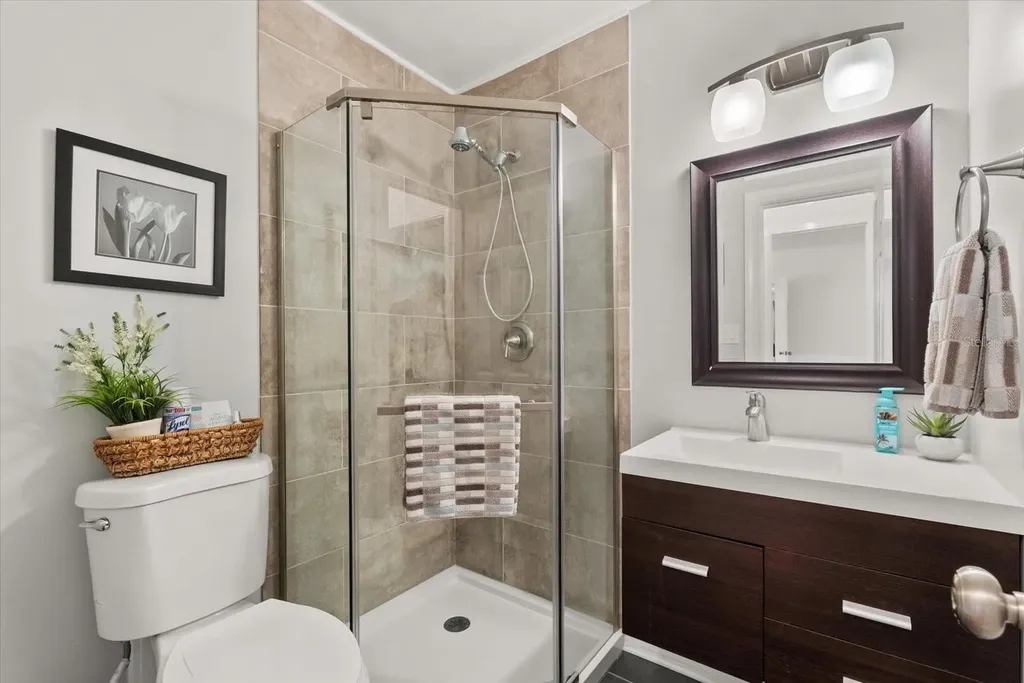 37 E Vanderbilt Street Orlando FL 32804