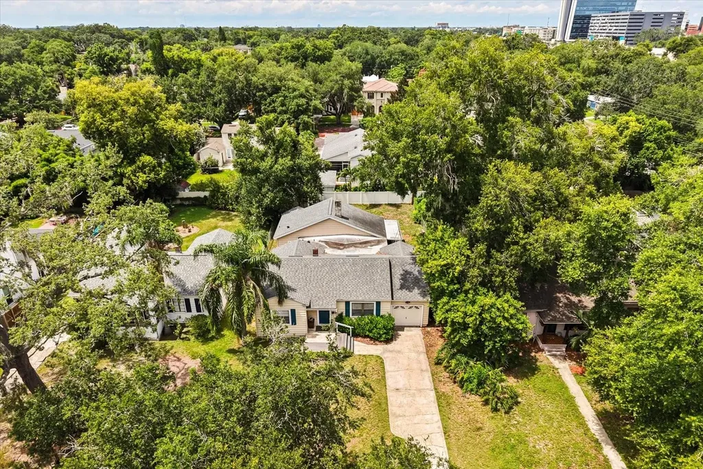 37 E Vanderbilt Street Orlando FL 32804