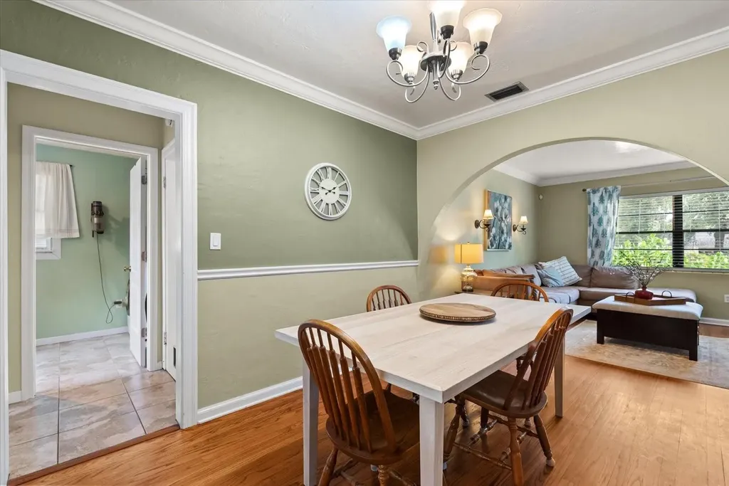 37 E Vanderbilt Street Orlando FL 32804