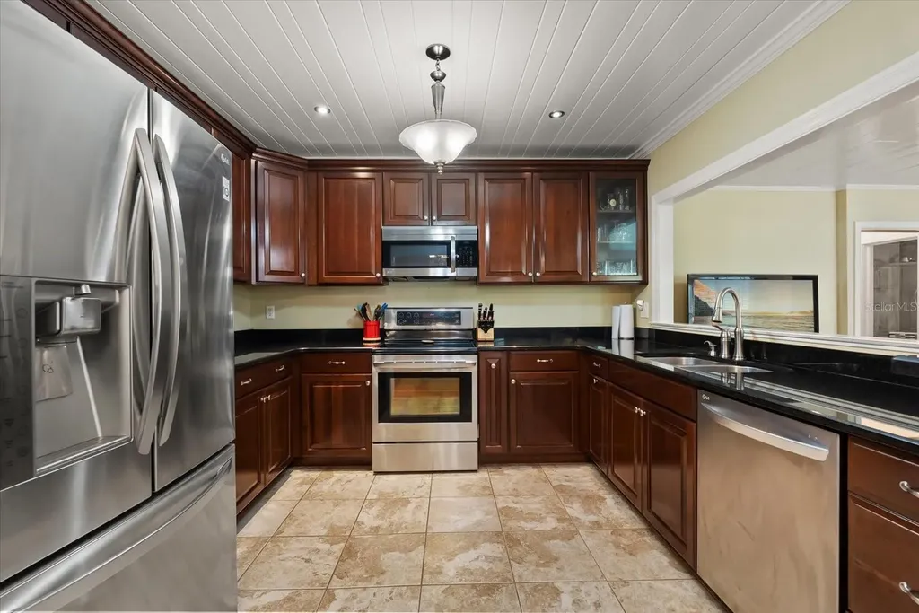 37 E Vanderbilt Street Orlando FL 32804