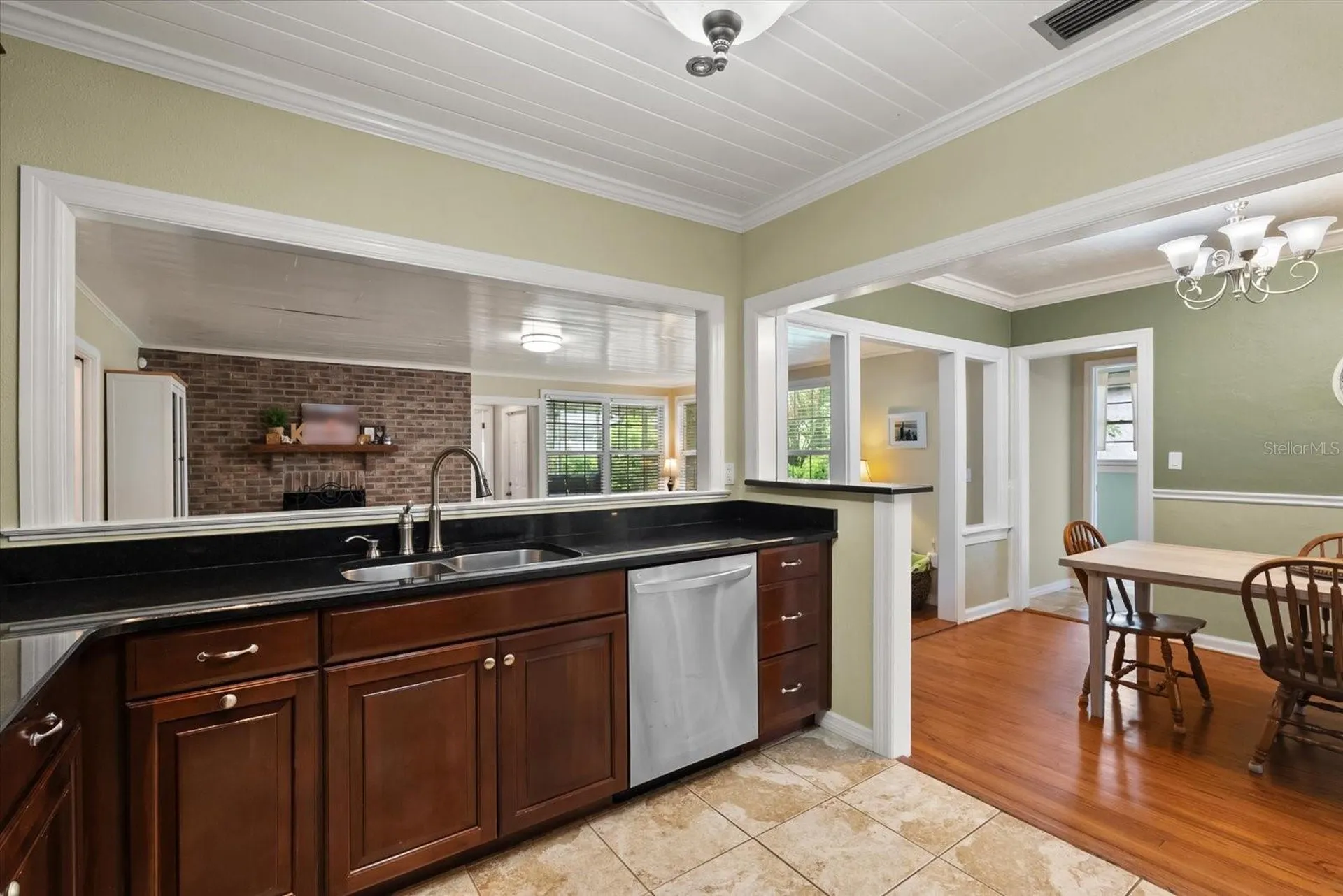 37 E Vanderbilt Street Orlando FL 32804