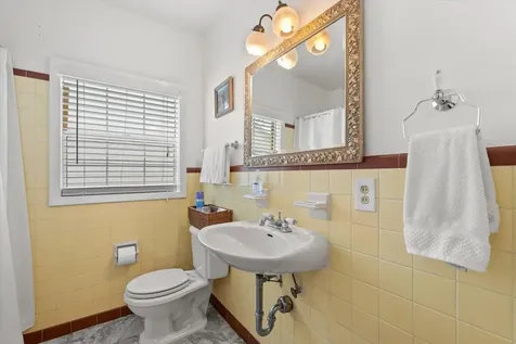 37 E Vanderbilt Street Orlando FL 32804