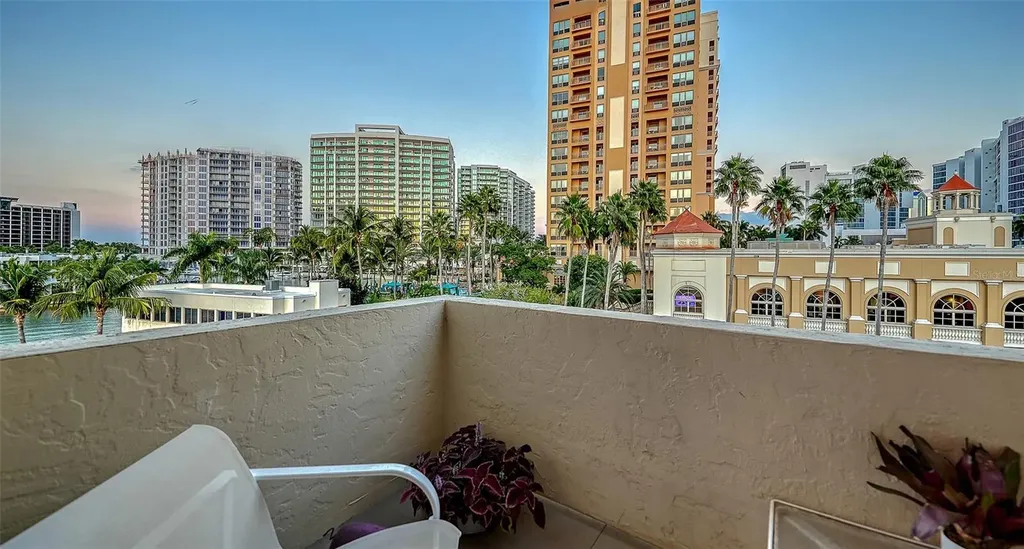 101 Sunset Drive Sarasota FL 34236